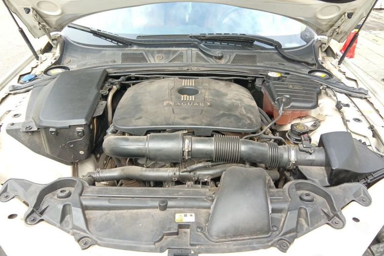 Used Jaguar XF 2013 XF 2.0T Luxury Edition Engine Bay