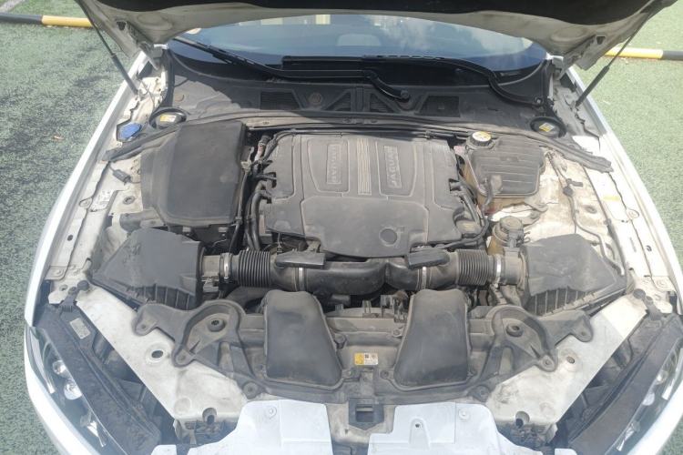 Used Jaguar XF 2013 XF 3.0 SC Prestige Edition Engine Bay