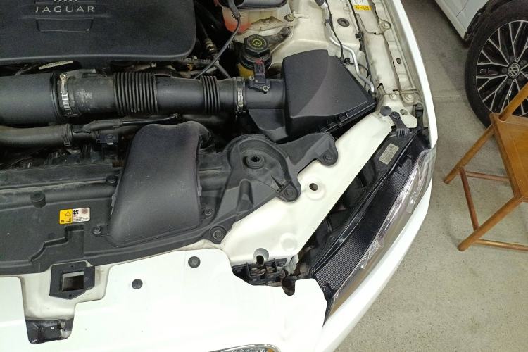 Used Jaguar XF 2013 XF 2.0T Cambridge Limited Edition Engine Bay Left