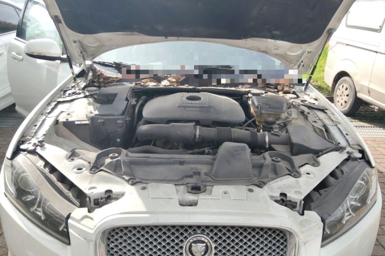Used Jaguar XF 2013 XF 2.0T Luxury Edition Engine Bay