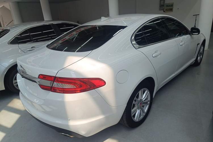 Used Jaguar XF 2013 XF 2.0T Luxury Edition Exterior 3