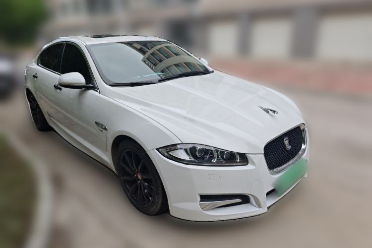 Used Jaguar XF 2013 XF 3.0 SC Prestige Edition Front Right 45 Deg