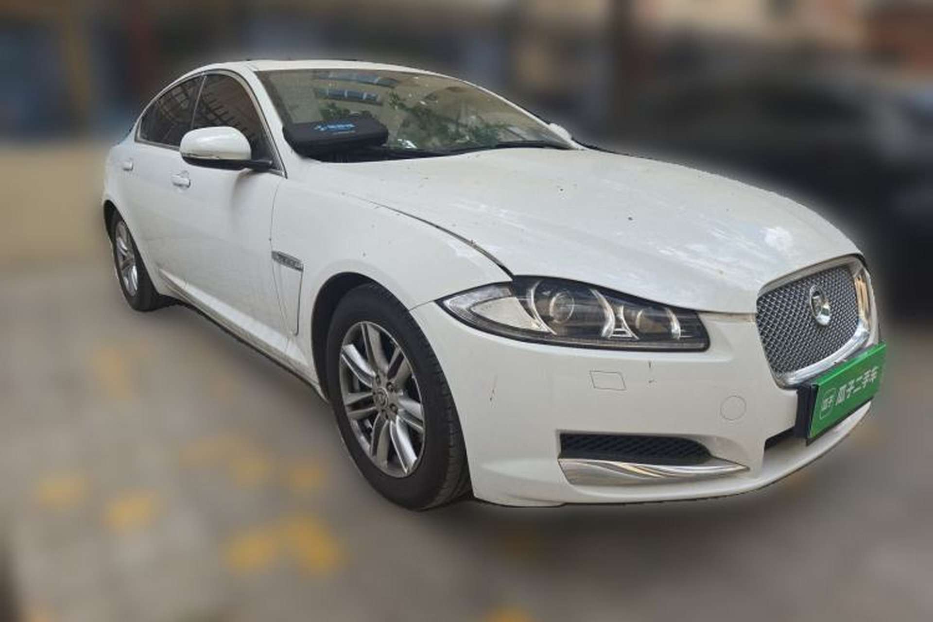 Used Jaguar XF 2013 XF 2.0T Luxury Edition Front Right 45 Deg