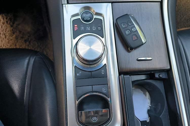 Used Jaguar XF 2013 XF 3.0 SC Prestige Edition Gear Lever