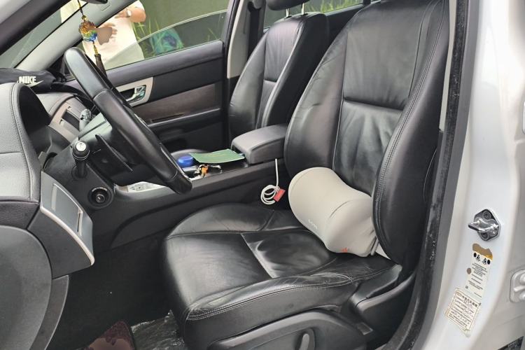 Used Jaguar XF 2013 XF 2.0T Luxury Edition Left Front Seat