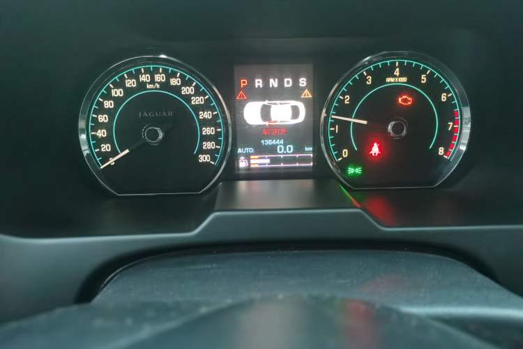 Used Jaguar XF 2013 XF 2.0T Luxury Edition Odometer Close Up