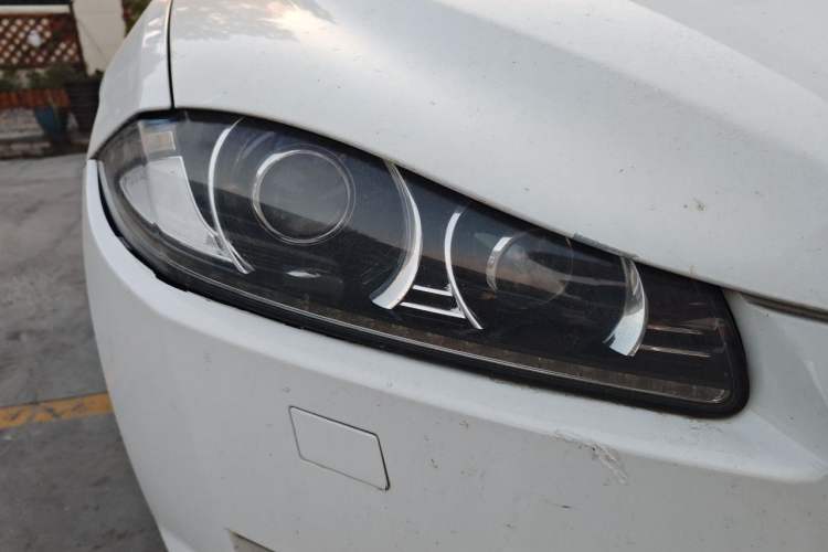 Used Jaguar XF 2013 XF 3.0 SC Prestige Edition Right Front Headlight