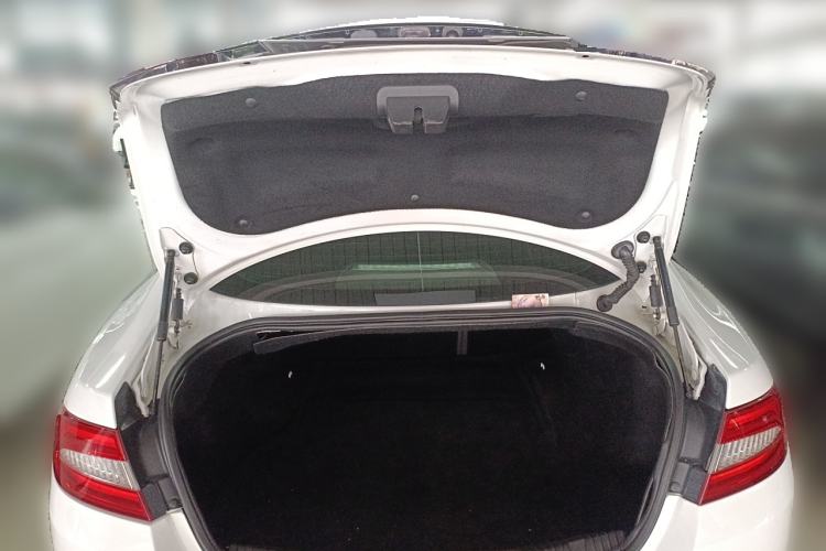 Used Jaguar XF 2013 XF 2.0T Cambridge Limited Edition Trunk