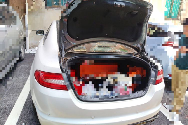 Used Jaguar XF 2013 XF 2.0T Luxury Edition Trunk