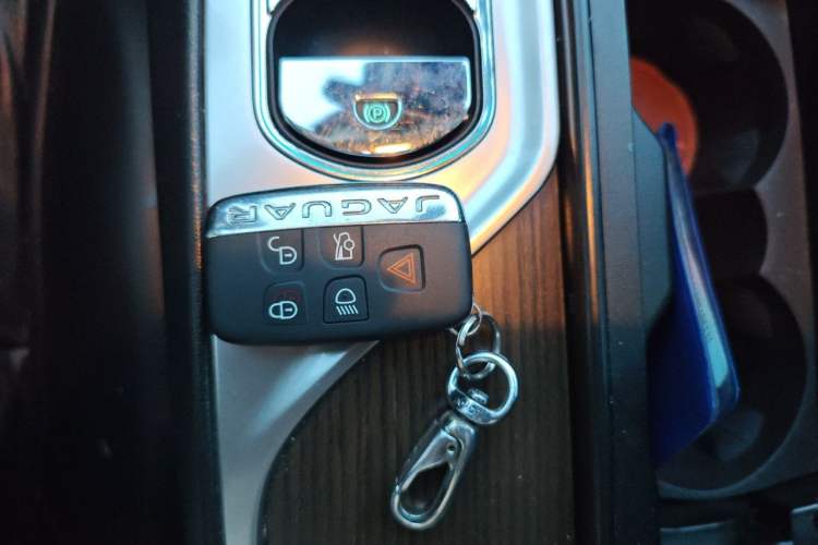 Used Jaguar XF 2013 XF 3.0 SC Prestige Edition Vehicle Key