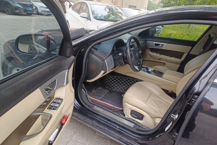 Used Jaguar XF 2014 XF 2.0T Prestige Edition Driver Seat