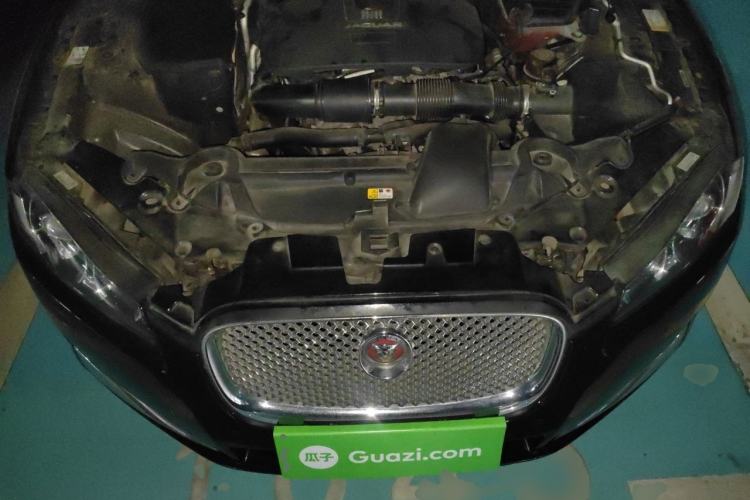 Used Jaguar XF 2014 XF 2.0T Luxury Edition Engine Bay