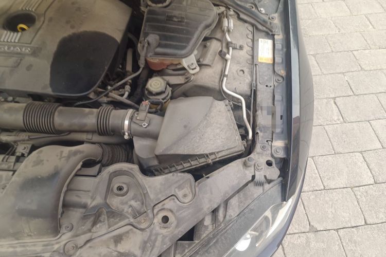 Used Jaguar XF 2014 XF 2.0T Prestige Edition Engine Bay Left