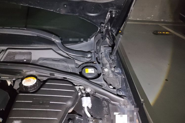 Used Jaguar XF 2014 XF 2.0T Prestige Edition Engine Bay Left