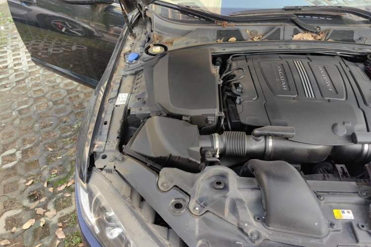 Used Jaguar XF 2014 XF 3.0 SC Luxury Edition Engine Bay Right