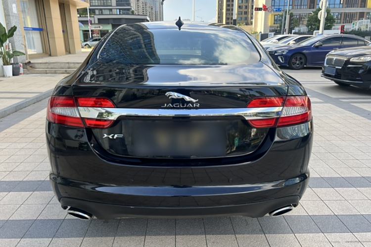 Used Jaguar XF 2014 XF 2.0T Luxury Edition Exterior 2