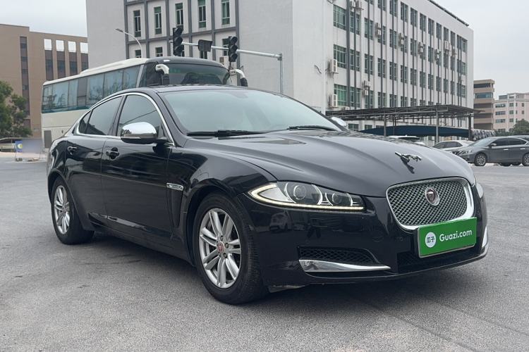 Used Jaguar XF 2014 XF 2.0T Prestige Edition Exterior 2