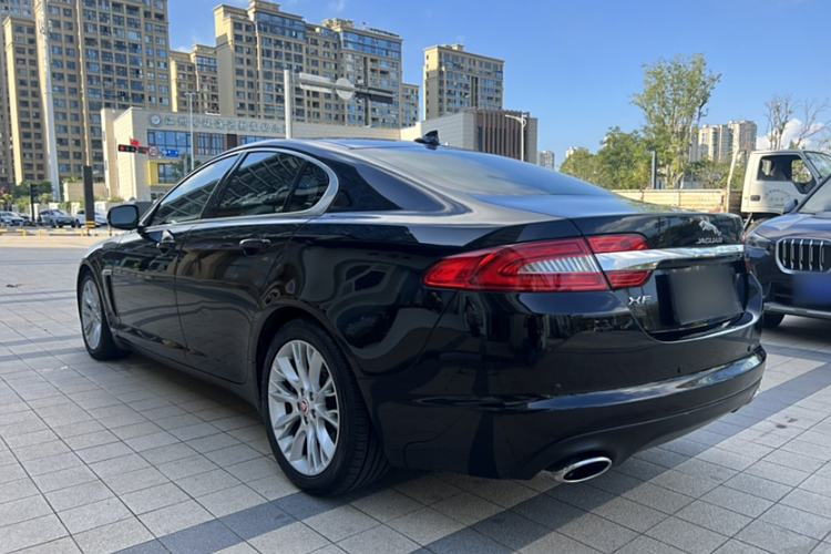 Used Jaguar XF 2014 XF 2.0T Luxury Edition Exterior 6