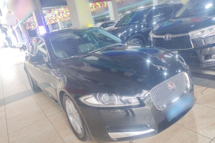 Used Jaguar XF 2014 XF 2.0T Prestige Edition Front Right 45 Deg