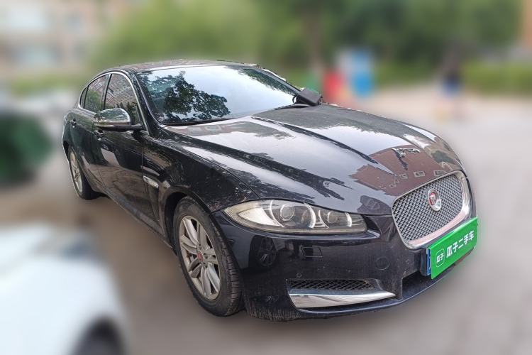 Used Jaguar XF 2014 XF 2.0T Prestige Edition Front Right 45 Deg