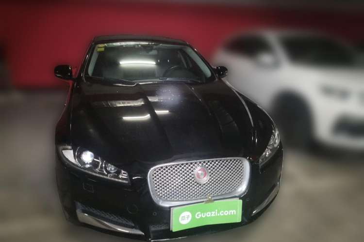 Used Jaguar XF 2014 XF 2.0T Luxury Edition Front