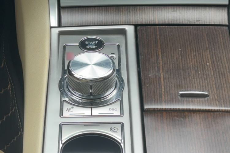 Used Jaguar XF 2014 XF 2.0T Prestige Edition Gear Lever
