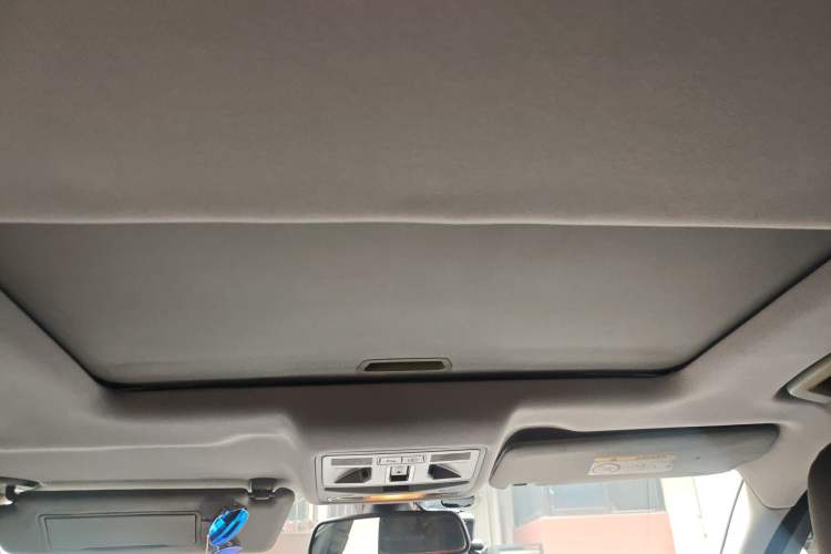Used Jaguar XF 2014 XF 2.0T Luxury Edition Headliner
