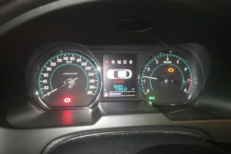 Used Jaguar XF 2014 XF 2.0T Luxury Edition Instrument Cluster