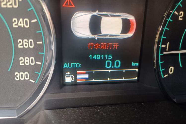 Used Jaguar XF 2014 XF 2.0T Prestige Edition Odometer Close Up