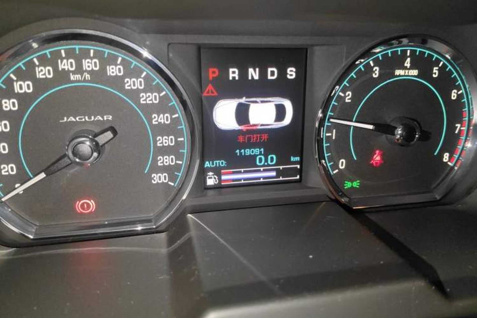 Used Jaguar XF 2014 XF 2.0T Luxury Edition Odometer Close Up