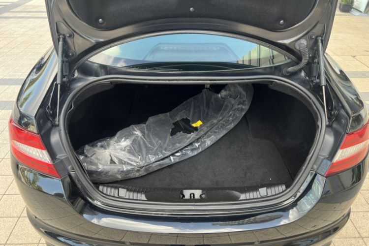 Used Jaguar XF 2014 XF 2.0T Luxury Edition Trunk