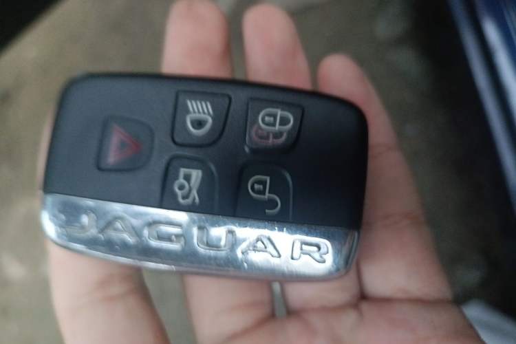 Used Jaguar XF 2014 XF 3.0 SC Elegance Edition Vehicle Key