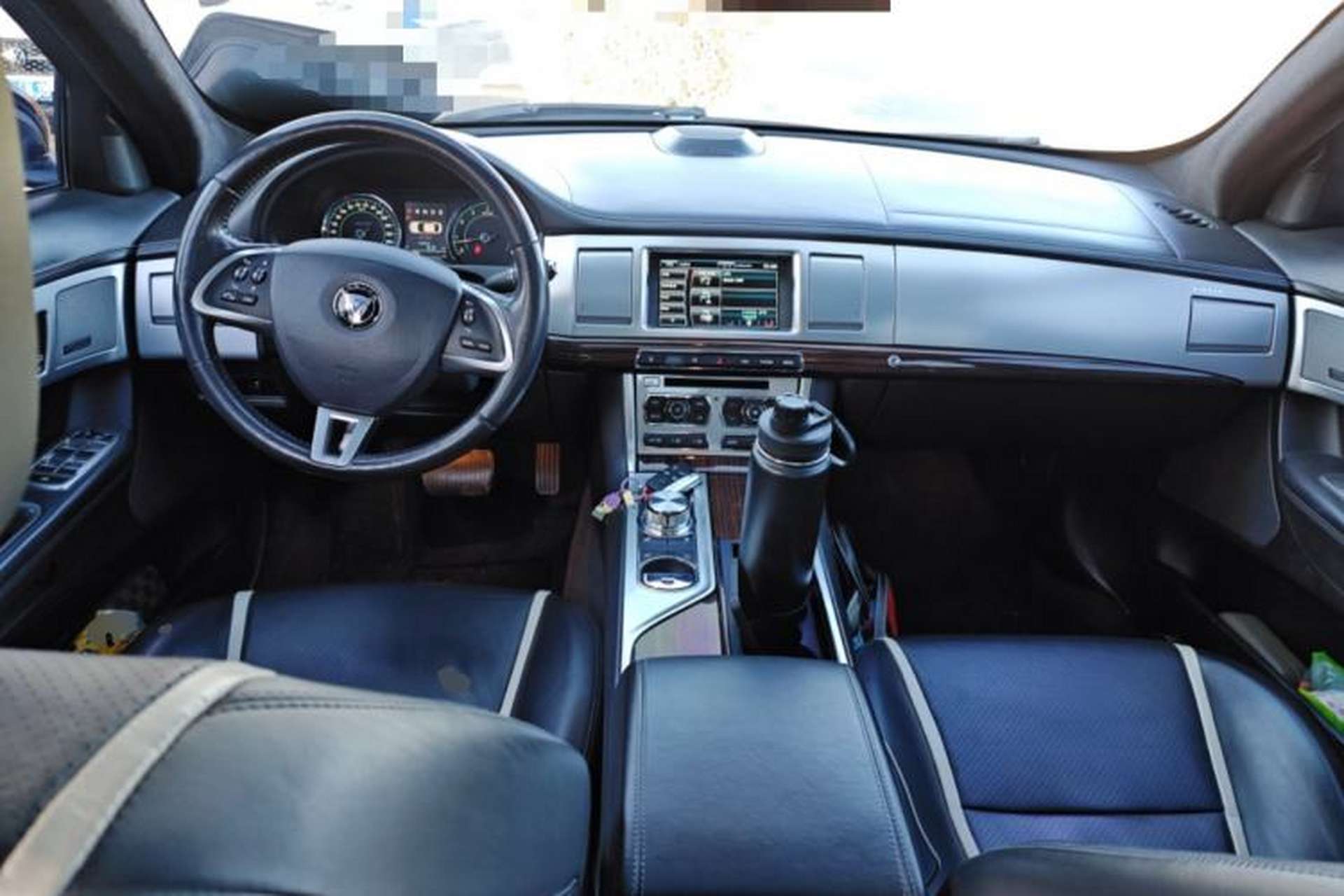 Used Jaguar XF 2014 XF 3.0 SC Luxury Edition Center Console