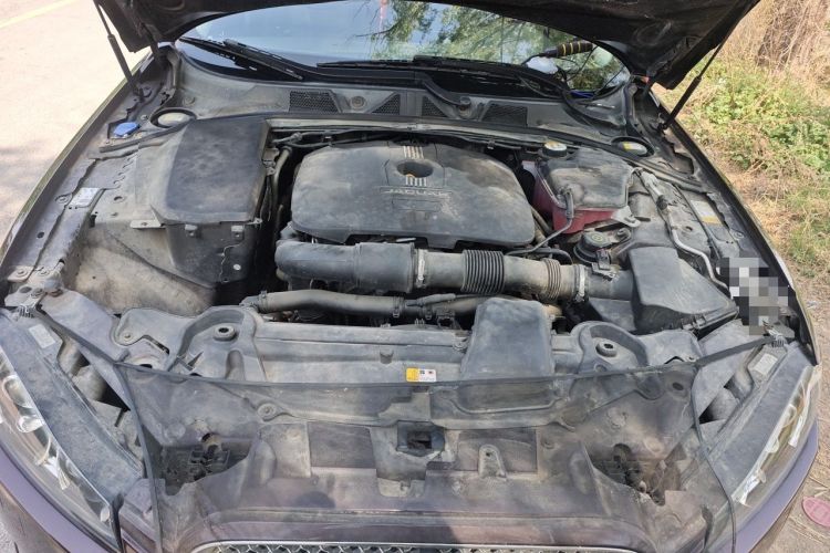 Used Jaguar XF 2014 XF 2.0T Luxury Edition Engine Bay