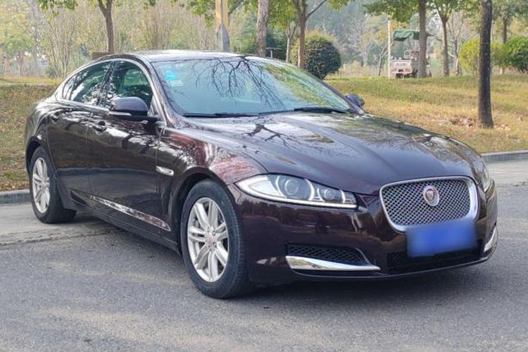 Used Jaguar XF 2014 XF 2.0T Prestige Edition Exterior 1