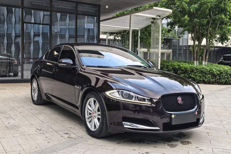 Used Jaguar XF 2014 XF 2.0T Prestige Edition Exterior 2