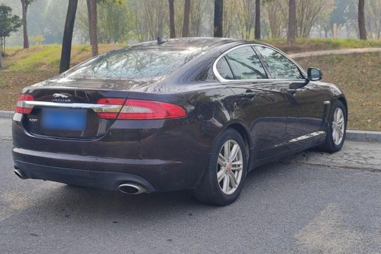 Used Jaguar XF 2014 XF 2.0T Prestige Edition Exterior 3