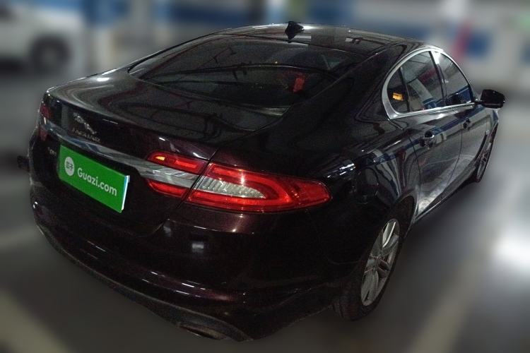 Used Jaguar XF 2014 XF 2.0T Prestige Edition Exterior 5