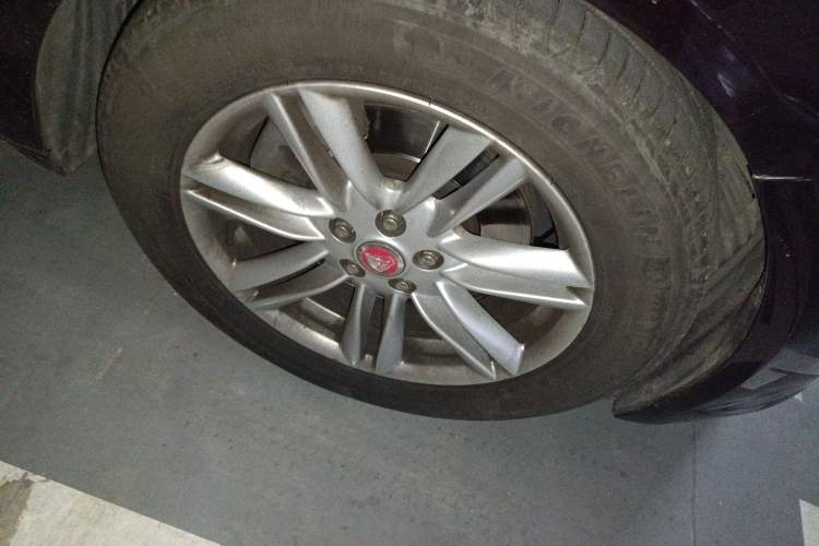 Used Jaguar XF 2014 XF 2.0T Prestige Edition Exterior 7