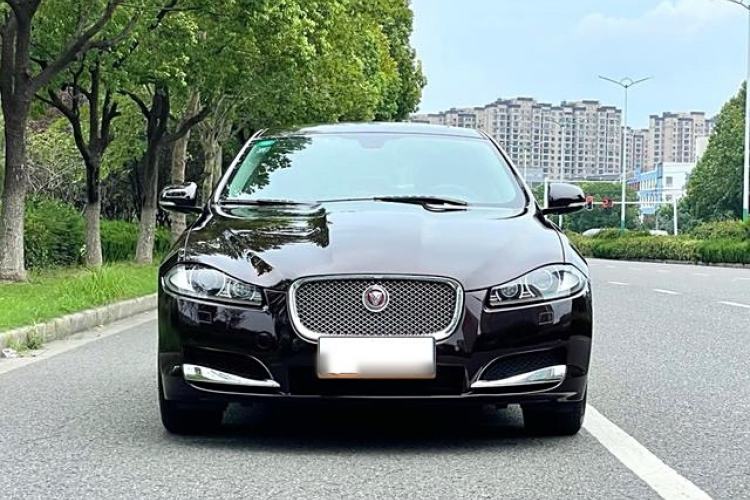 Used Jaguar XF 2014 XF 2.0T Luxury Edition Exterior 7