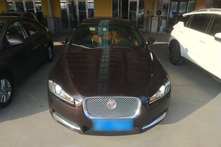 Used Jaguar XF 2014 XF 2.0T Luxury Edition Front