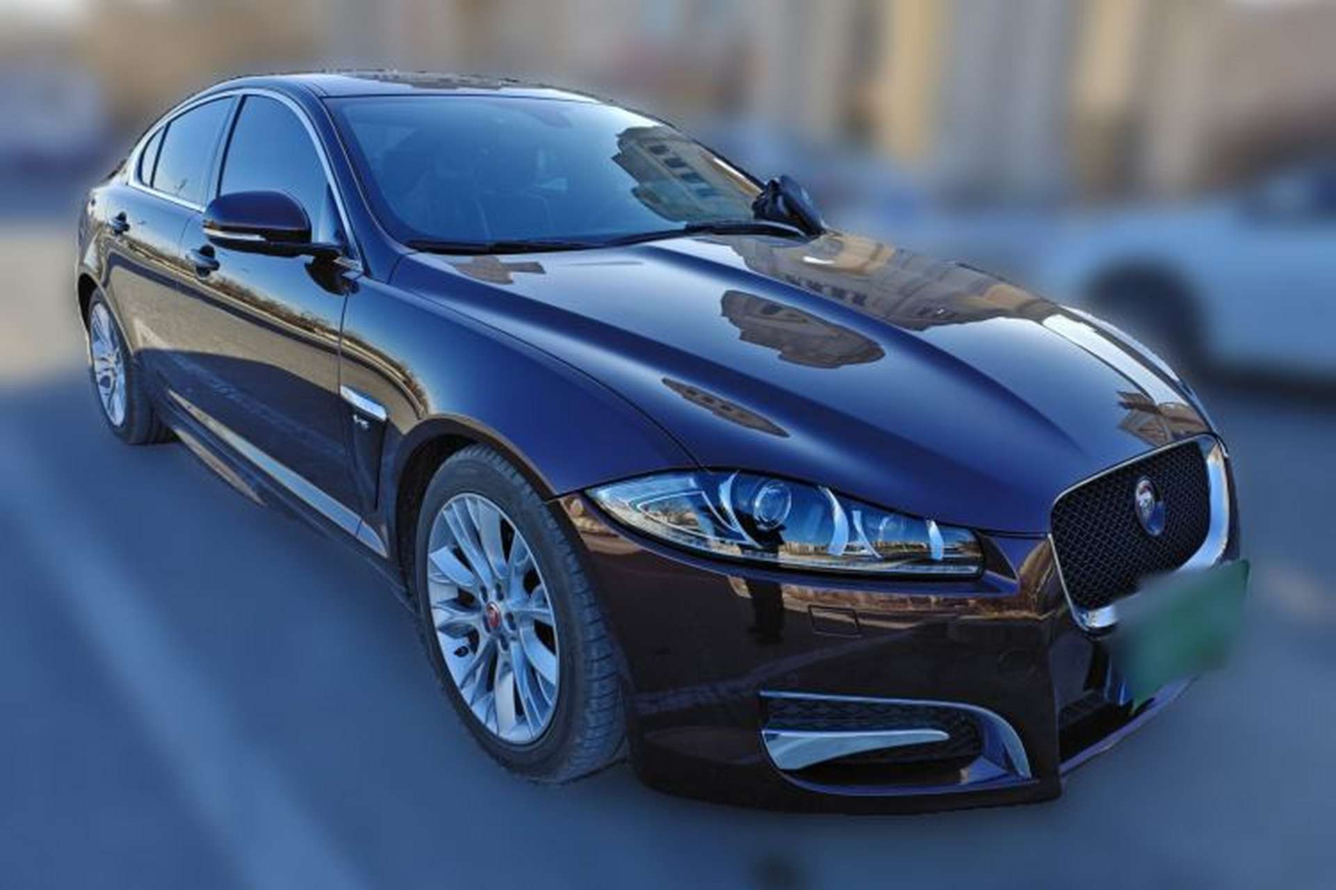 Used Jaguar XF 2014 XF 3.0 SC Luxury Edition Front Right 45 Deg