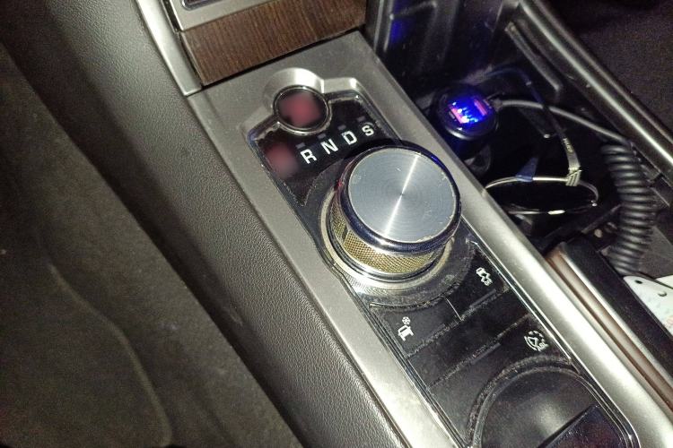 Used Jaguar XF 2014 XF 2.0T Prestige Edition Gear Lever
