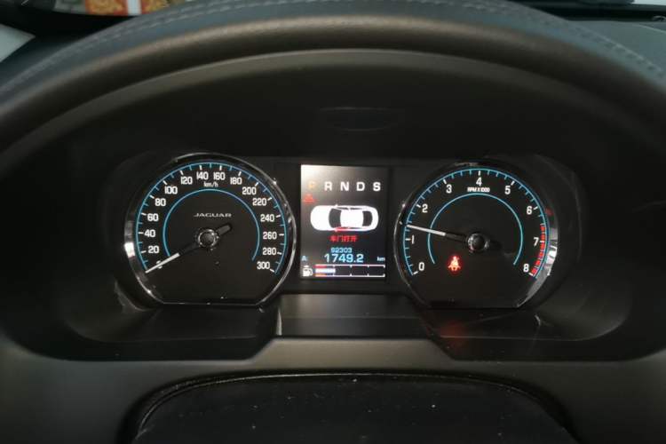 Used Jaguar XF 2014 XF 2.0T Luxury Edition Instrument Cluster