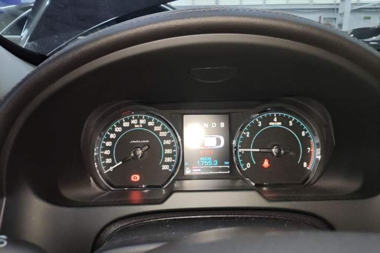 Used Jaguar XF 2014 XF 2.0T Luxury Edition Instrument Cluster