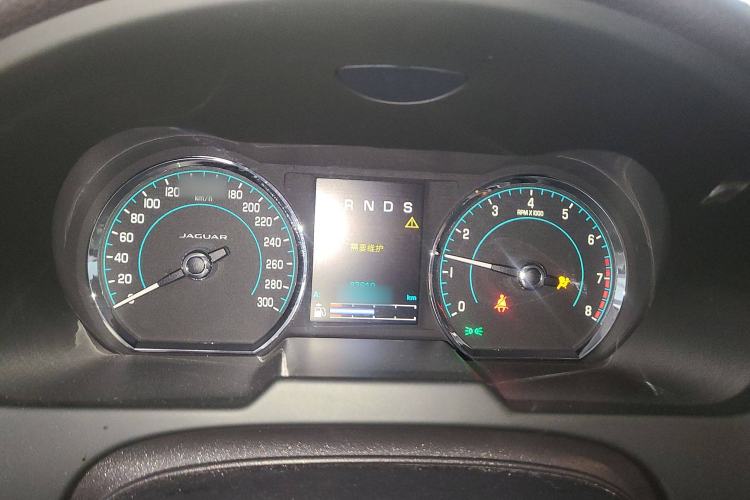Used Jaguar XF 2014 XF 2.0T Prestige Edition Instrument Cluster