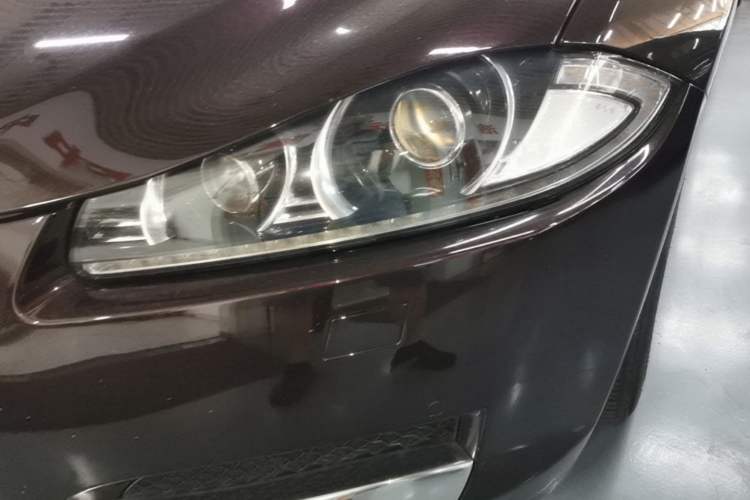 Used Jaguar XF 2014 XF 2.0T Luxury Edition Left Front Headlight