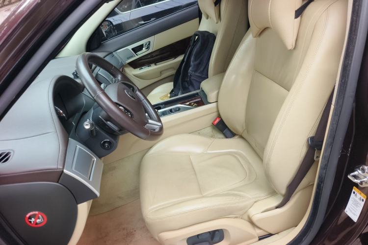 Used Jaguar XF 2014 XF 2.0T Luxury Edition Left Front Seat