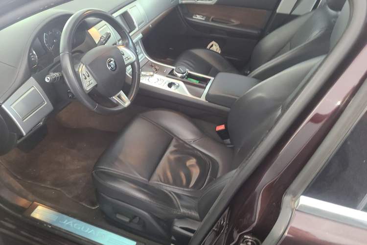Used Jaguar XF 2014 XF 2.0T Prestige Edition Left Front Seat