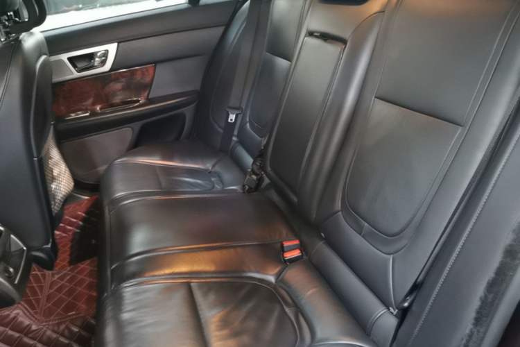 Used Jaguar XF 2014 XF 2.0T Luxury Edition Left Rear Seat
